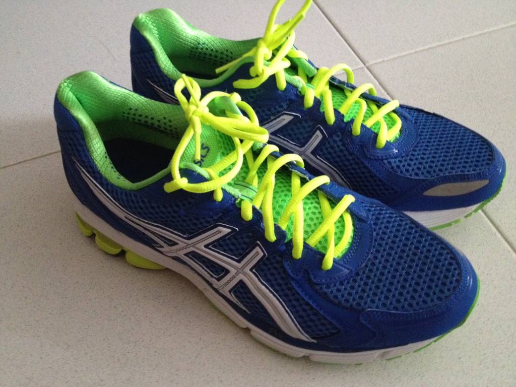 WTS: Asics GT 2170 (Blue/neon green) US size 10