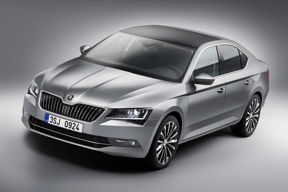 Skoda_Superb_34Front_P5_Fin1024.thumb.jpg.89020843362fa175659c9e4f83f42a93.jpg