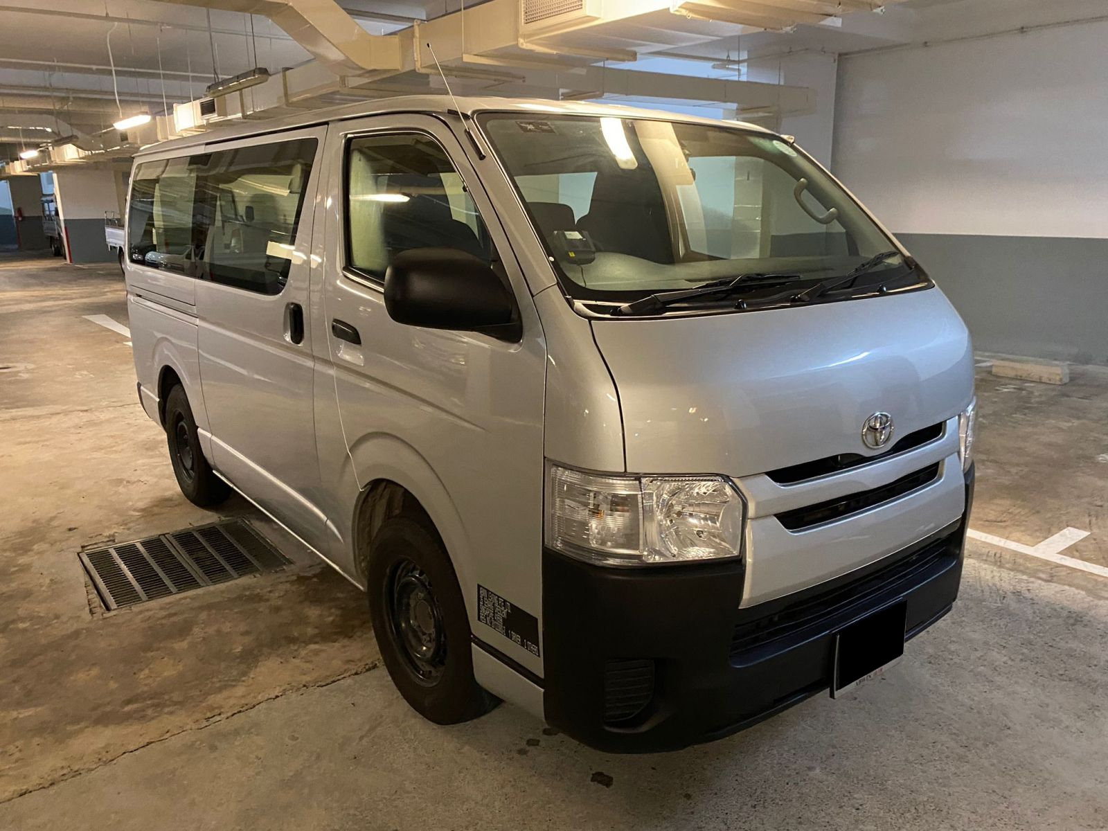 Toyota Hiace Auto Diesel (For Lease)